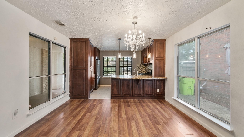 2012 Sandy Knoll Drive - Photo 6