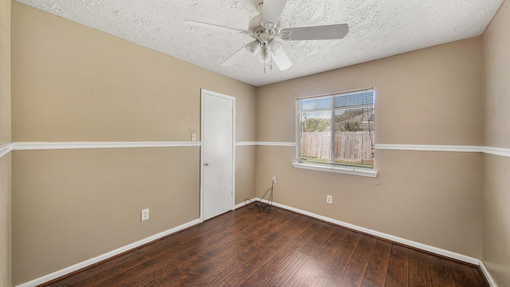 2012 Sandy Knoll Drive - Photo 14