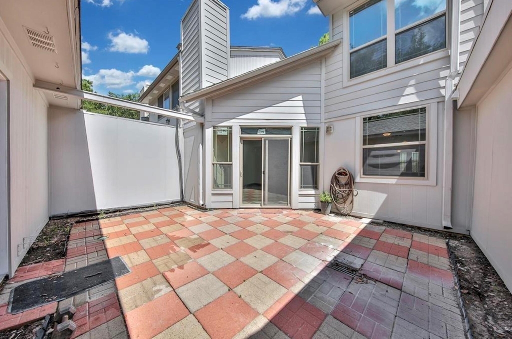 652 N Eldridge Parkway - Photo 17