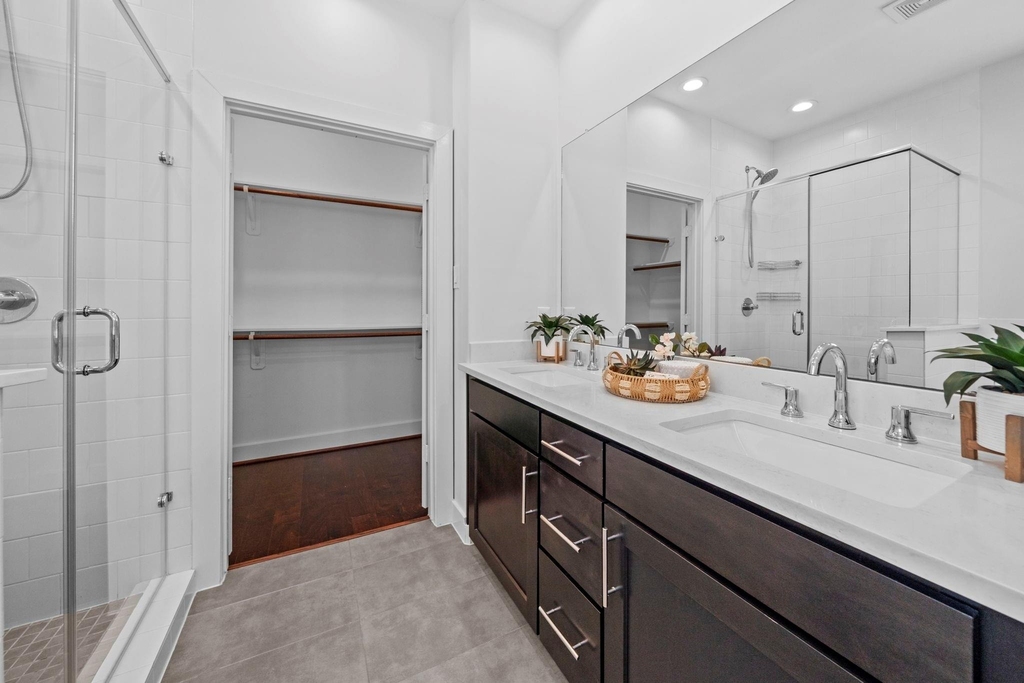 2228 Mcgowen Street - Photo 22