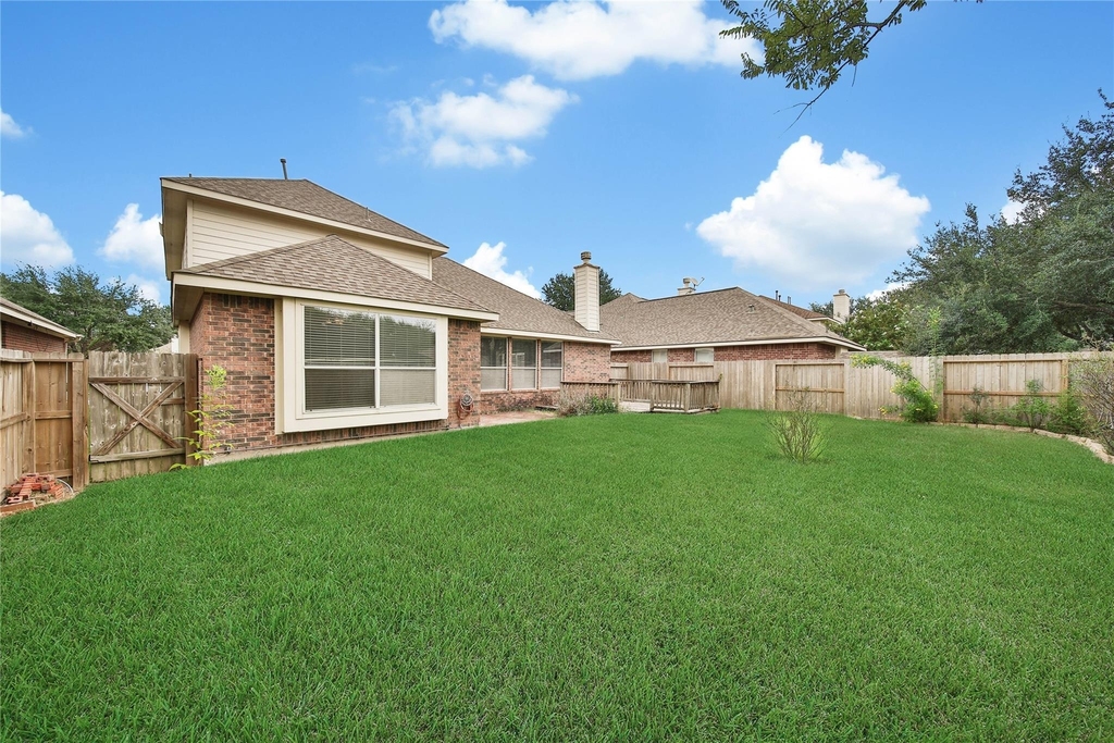 20790 Kenswick Park Drive - Photo 2