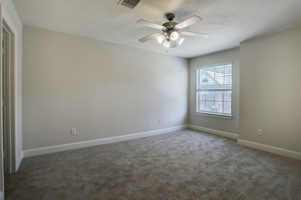 2944 Sandcastle Lane - Photo 28