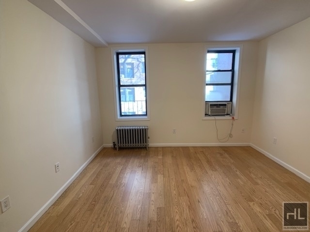 East 89 Street - Photo 2