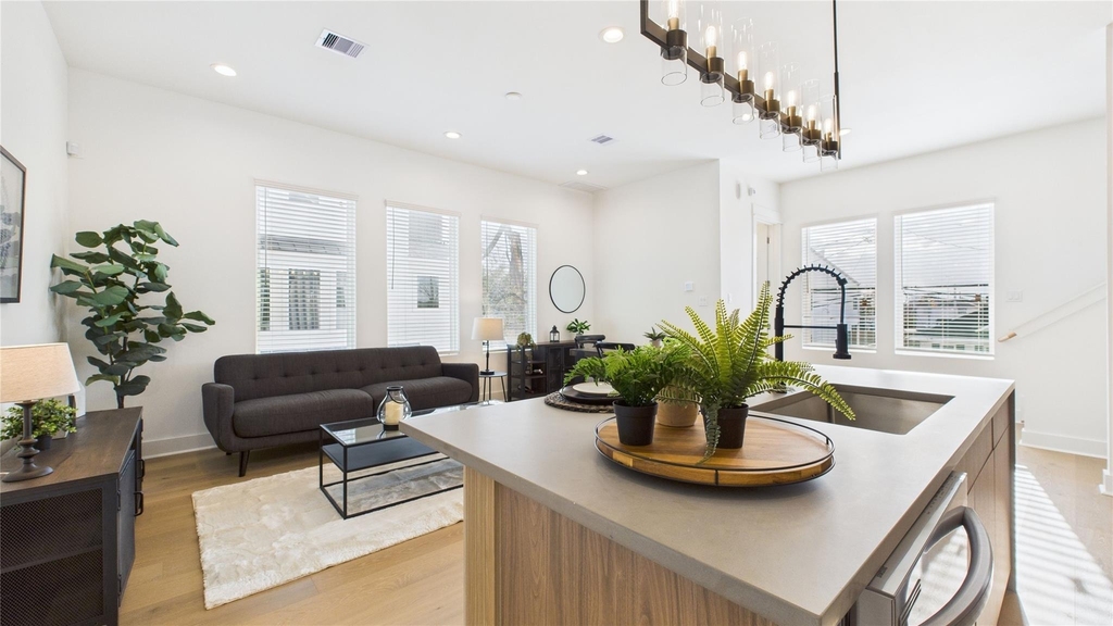 2426 Freeman Street - Photo 18