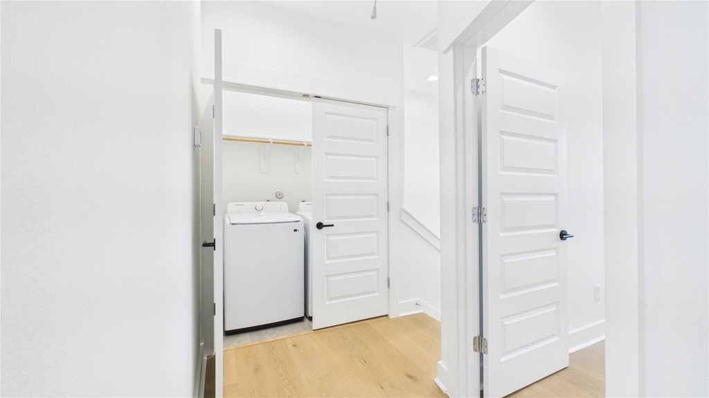 2426 Freeman Street - Photo 32