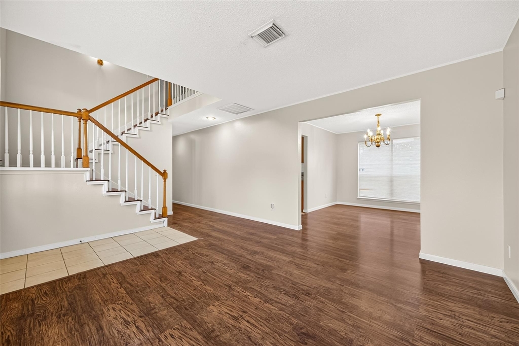 10115 Storm Meadow Drive - Photo 2