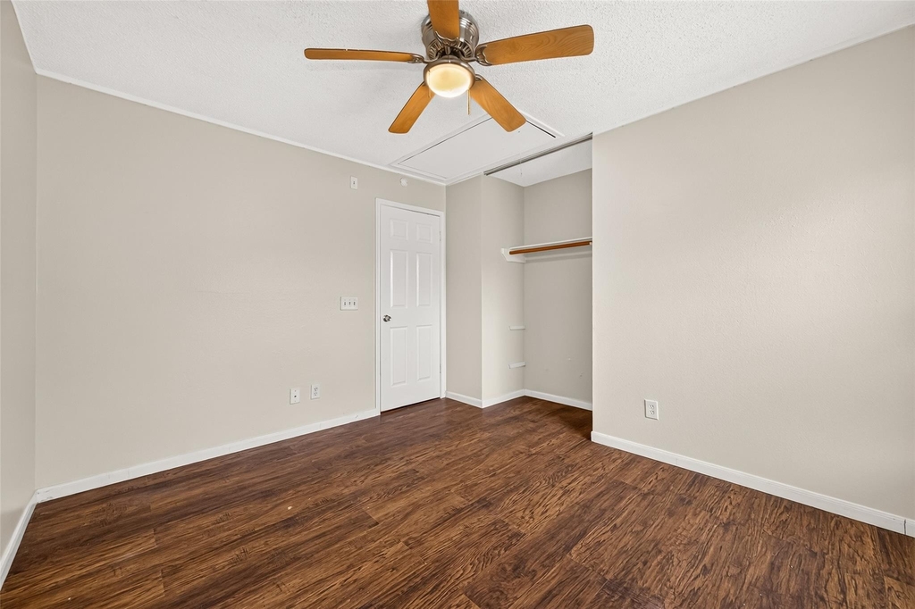 10115 Storm Meadow Drive - Photo 23