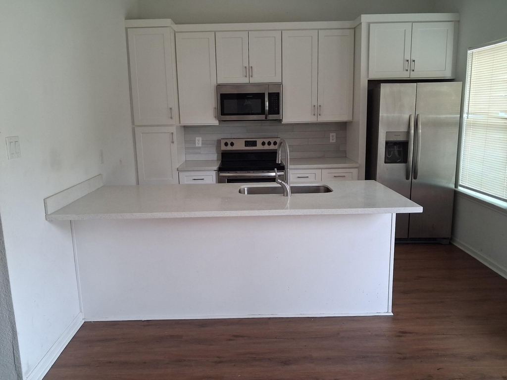 8110 Herschelwood Street - Photo 4