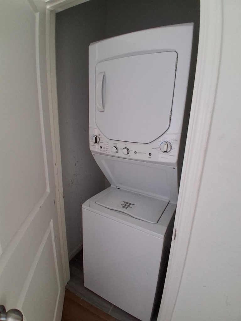 8110 Herschelwood Street - Photo 3