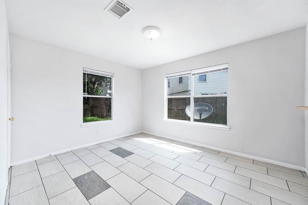 17219 Morning Blossom Place - Photo 8