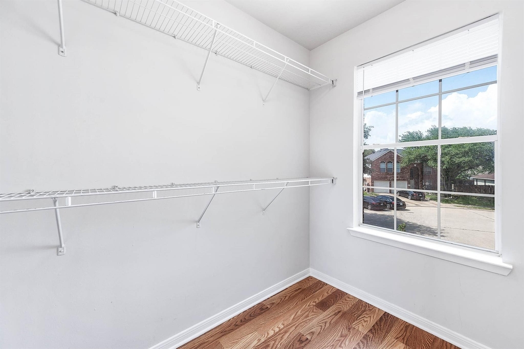 17219 Morning Blossom Place - Photo 29
