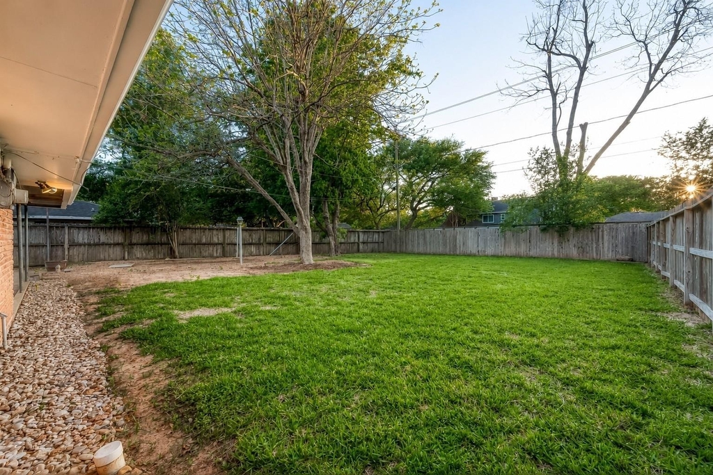 722 Venice Street - Photo 36