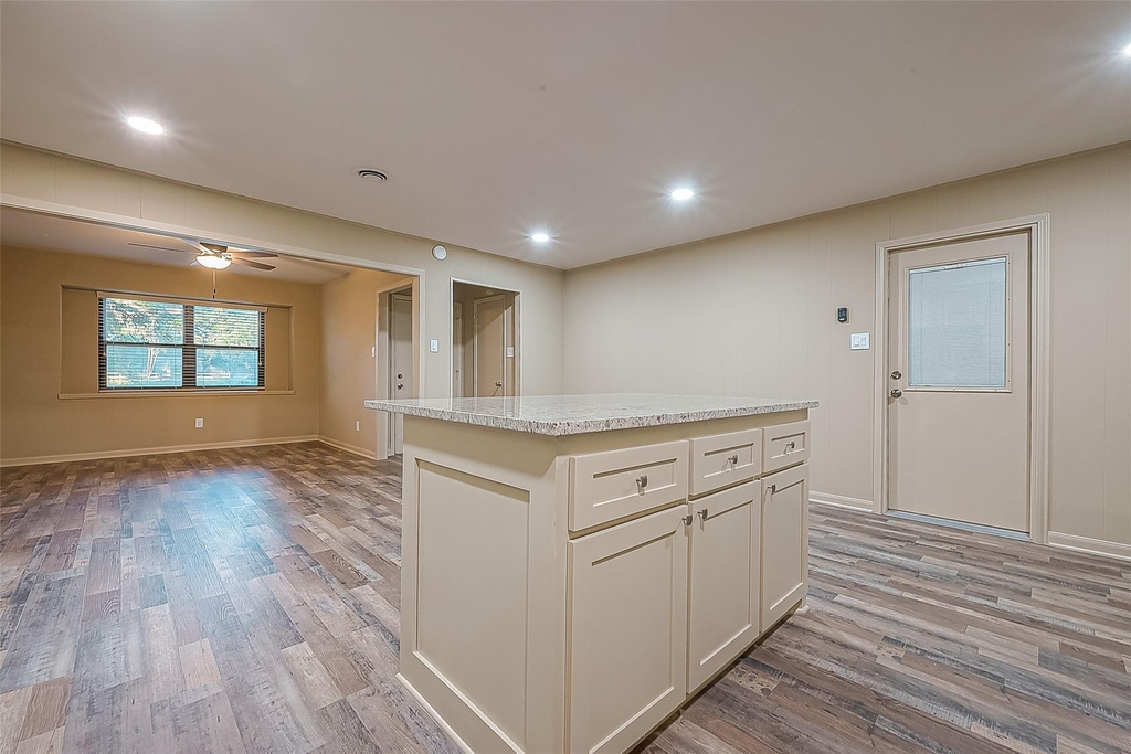 722 Venice Street - Photo 8