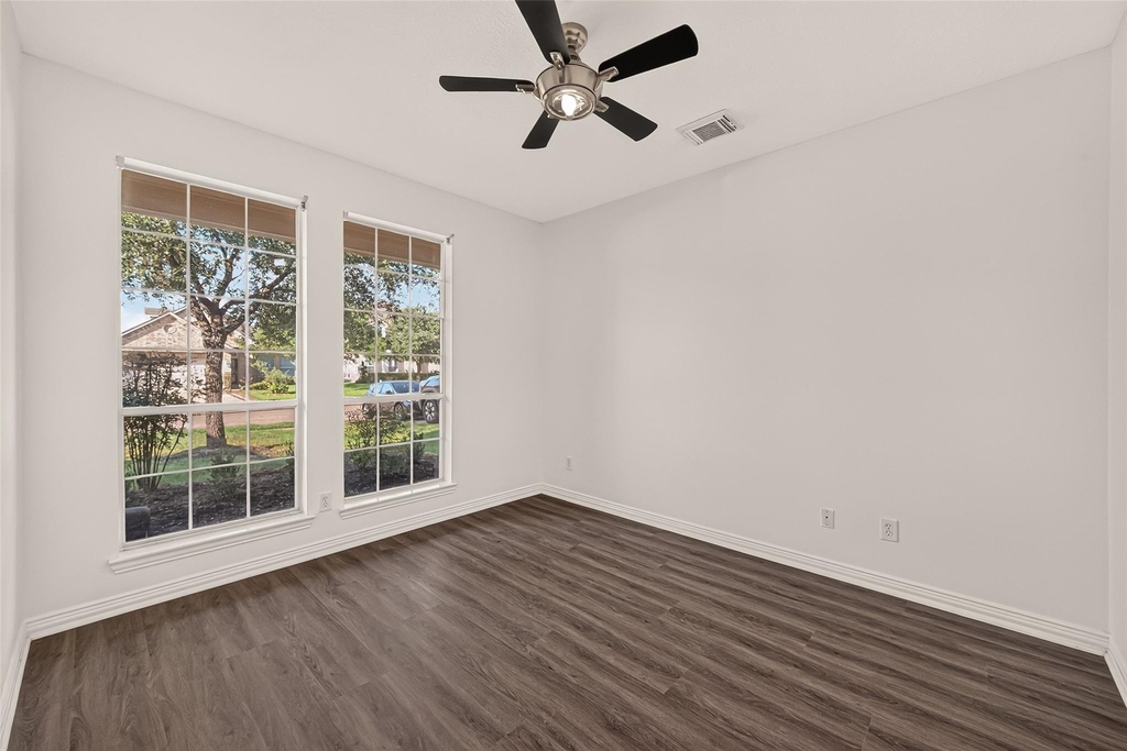 18103 Blues Point Drive - Photo 31