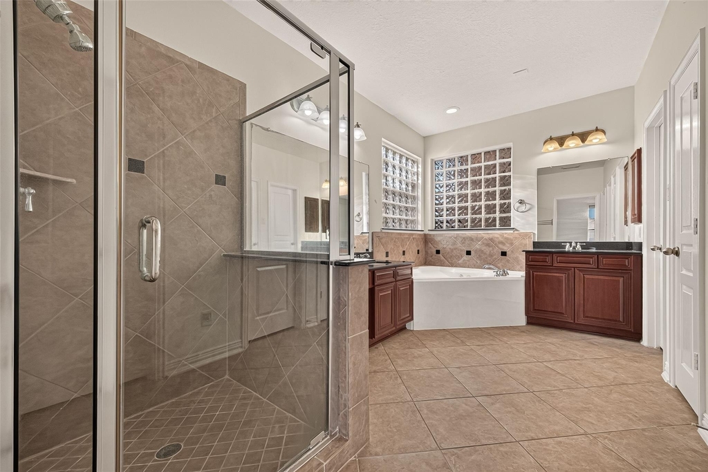 18103 Blues Point Drive - Photo 13