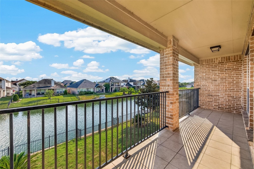 18103 Blues Point Drive - Photo 42