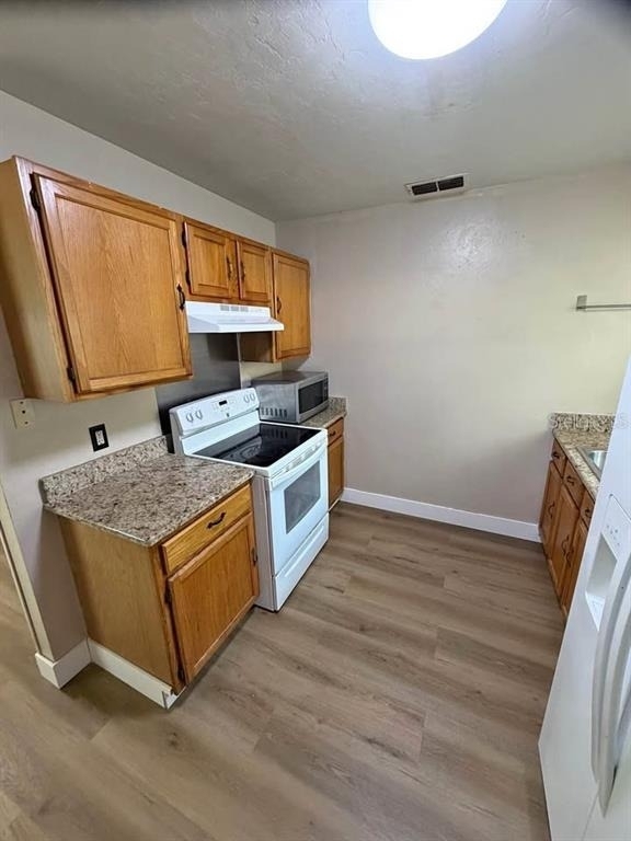 404 East Avenue - Photo 5