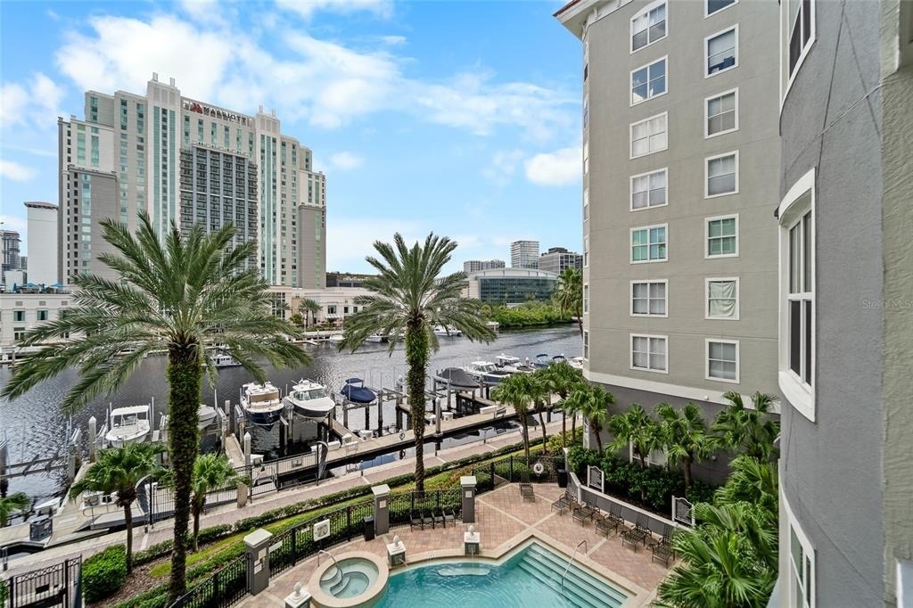 700 S Harbour Island Boulevard - Photo 2