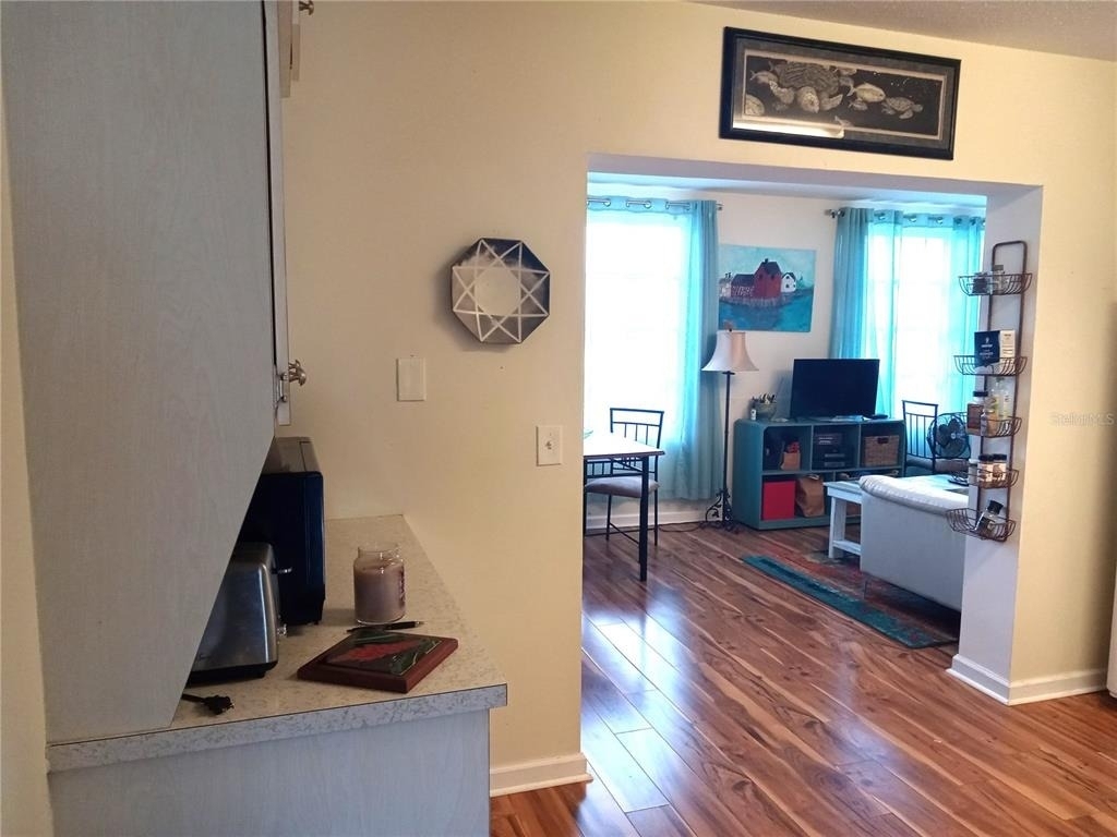2041 Australia Way W - Photo 10