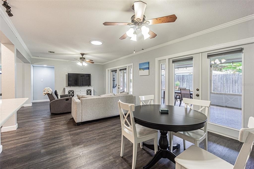863 Bay Breeze Terrace - Photo 13