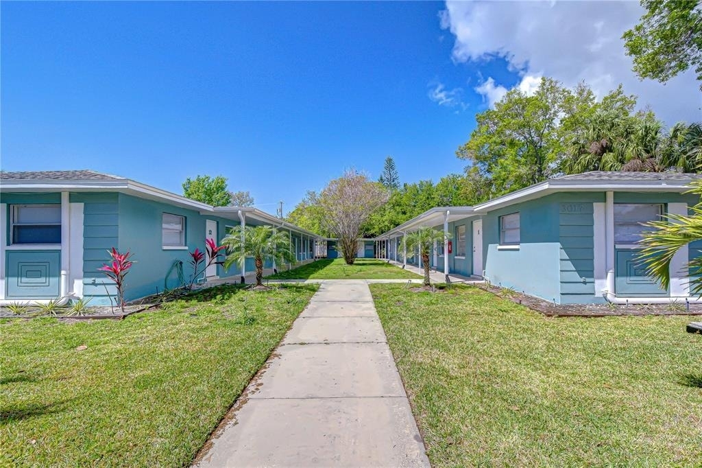 3017 49th Street S - Photo 1