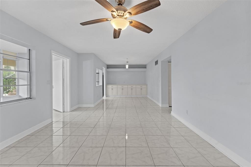 4700 Cove Circle - Photo 5