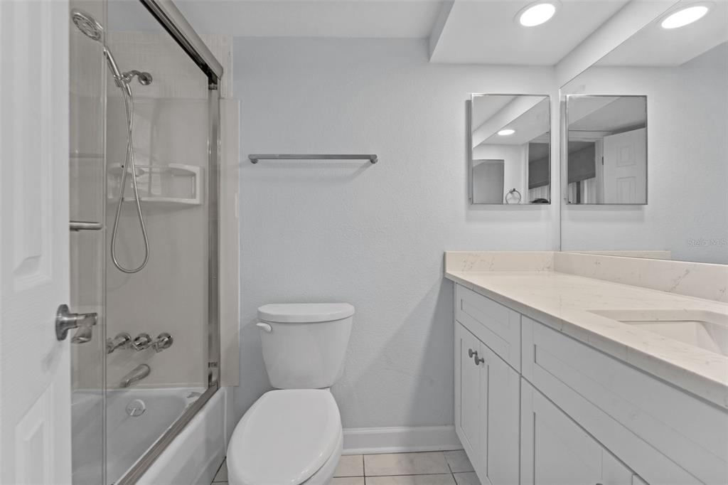 4700 Cove Circle - Photo 18