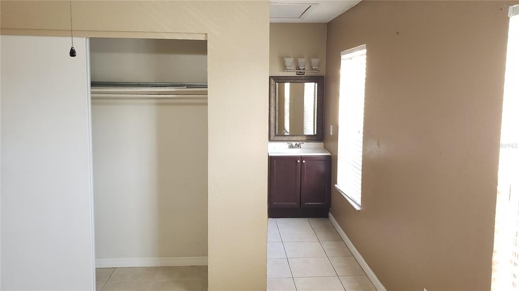 21020 Voyager Boulevard - Photo 13