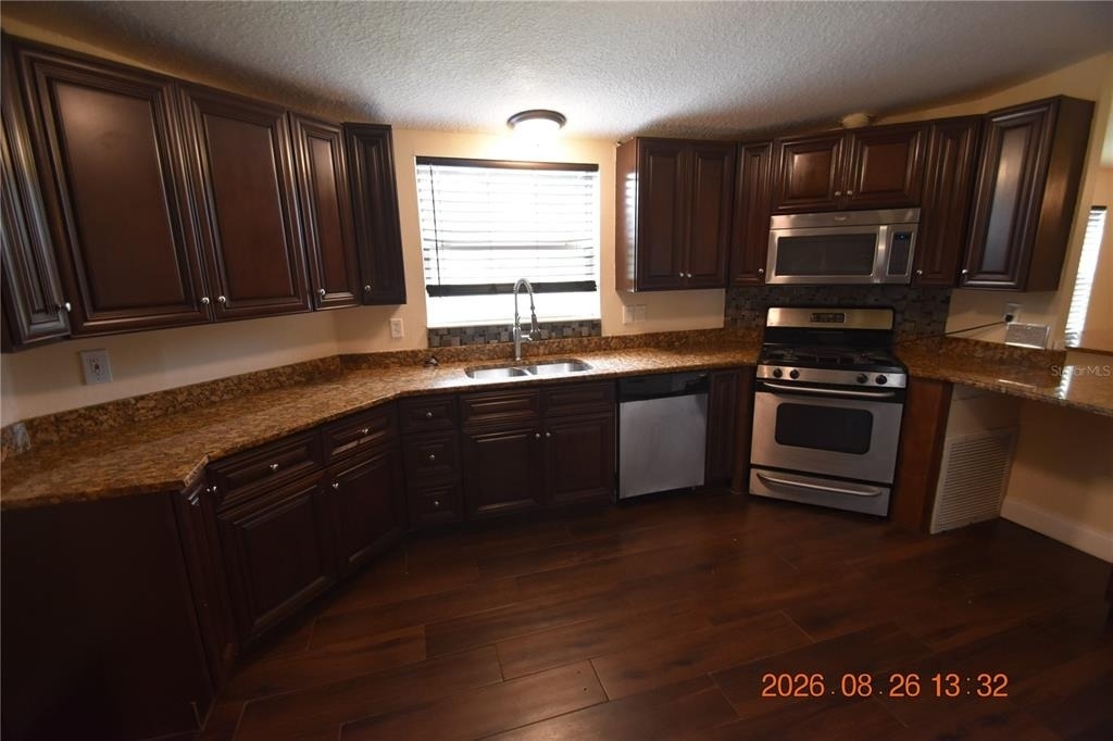 12106 Waterview Drive - Photo 24