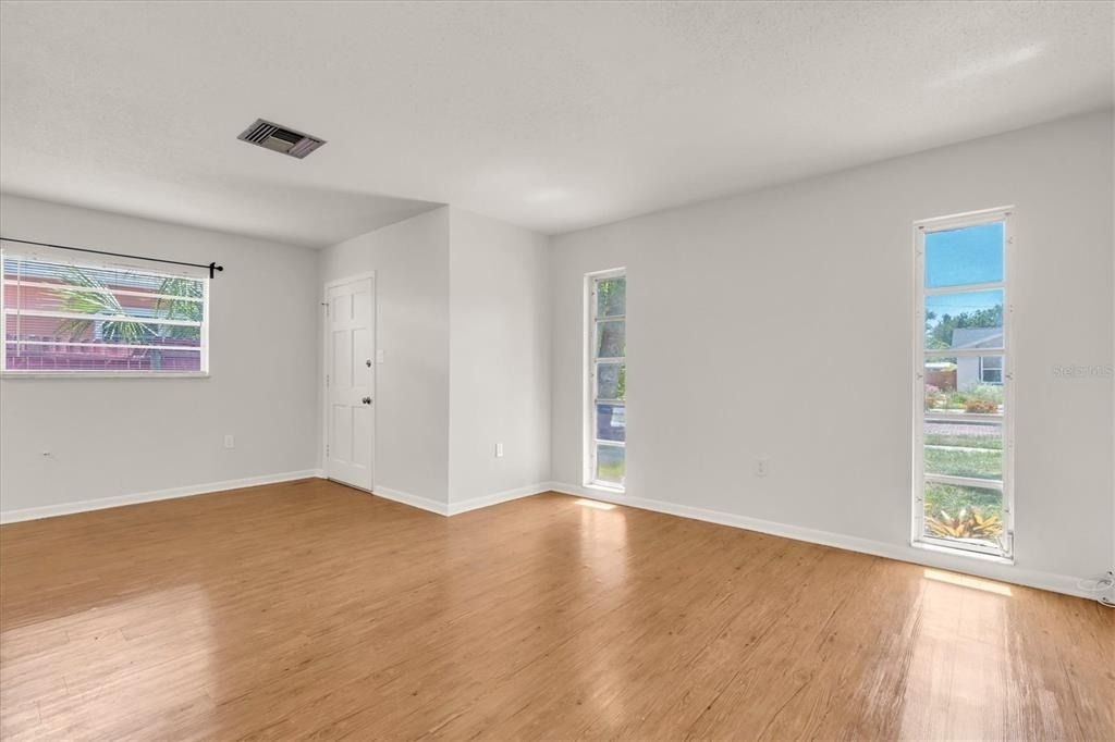 1720 53rd Street S - Photo 3