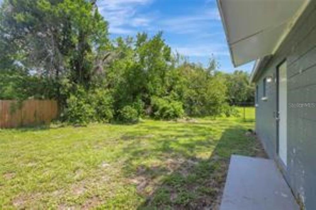 10315 N 9th Street - Photo 1