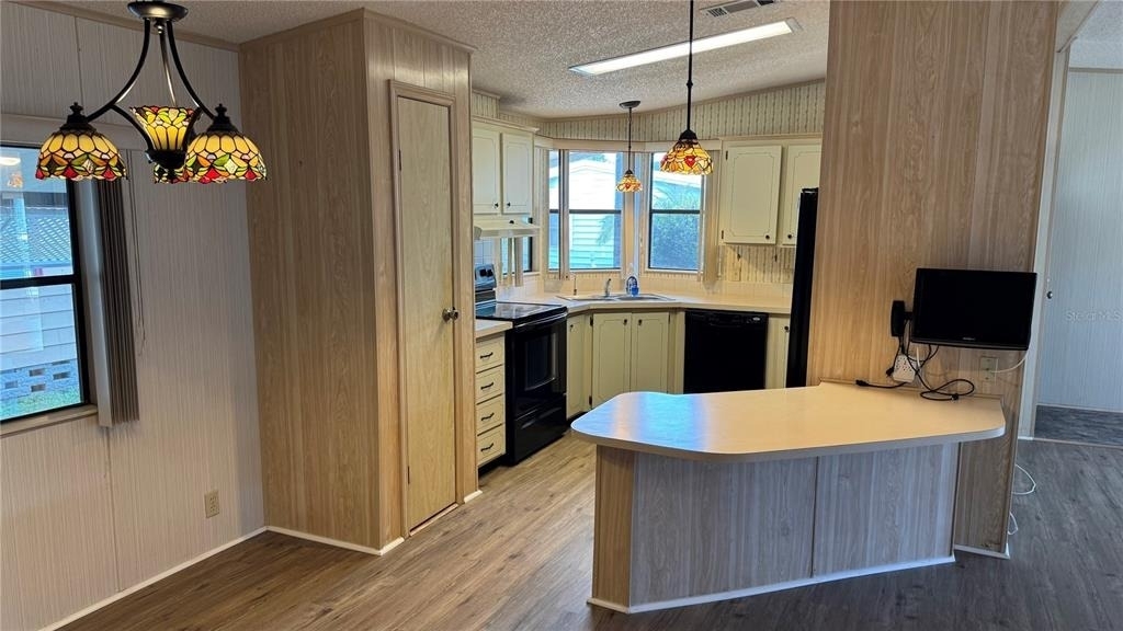 1001 Starkey Road - Photo 4