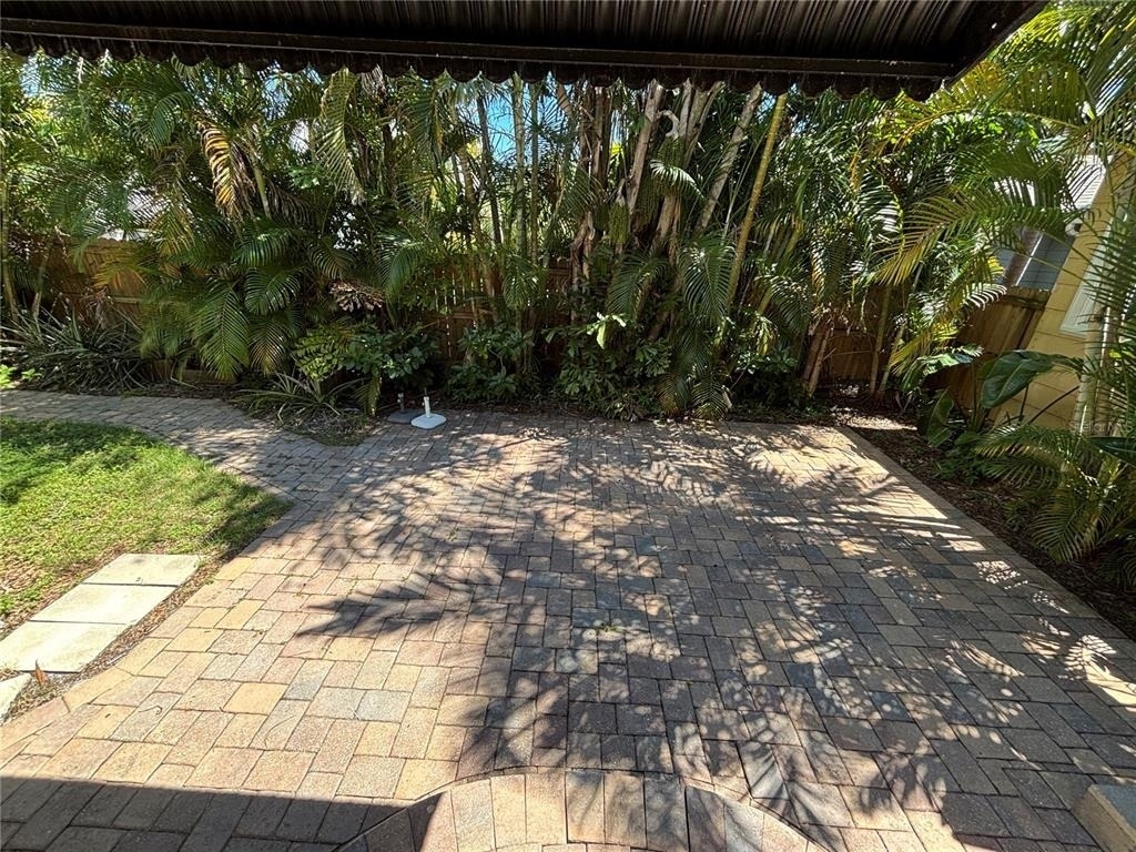 495 24th Avenue N - Photo 26