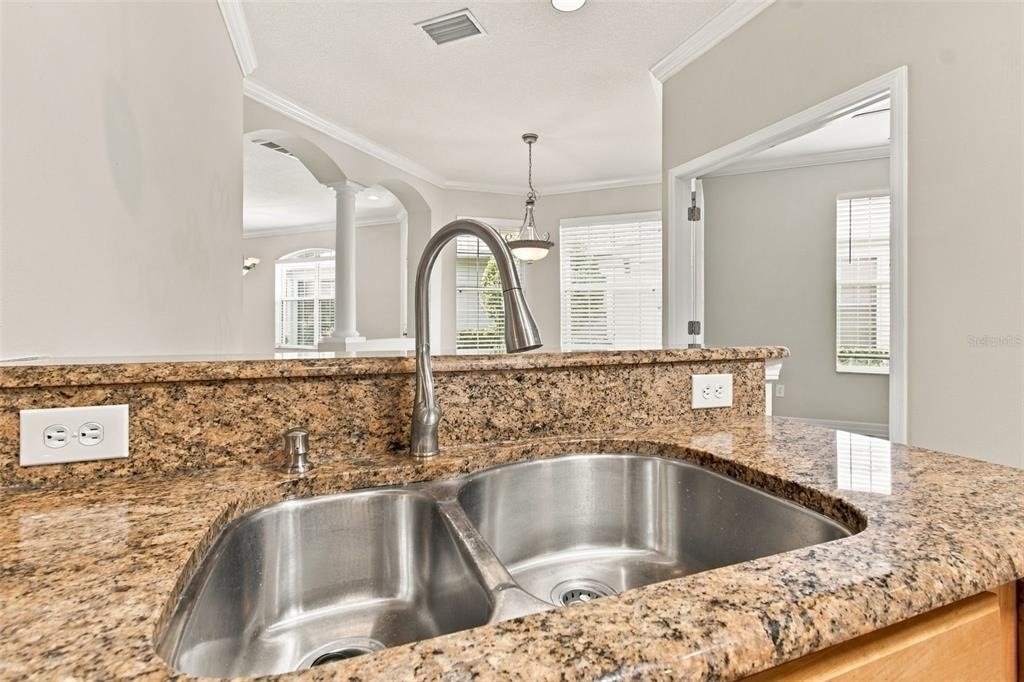 7526 Deer Path Lane - Photo 14