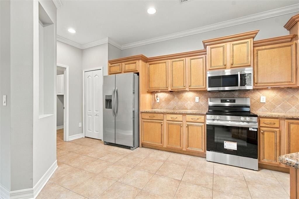 7526 Deer Path Lane - Photo 11