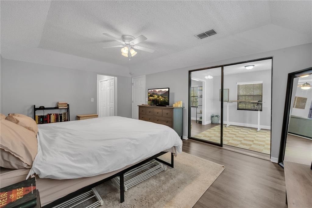411 S Willow Avenue - Photo 17