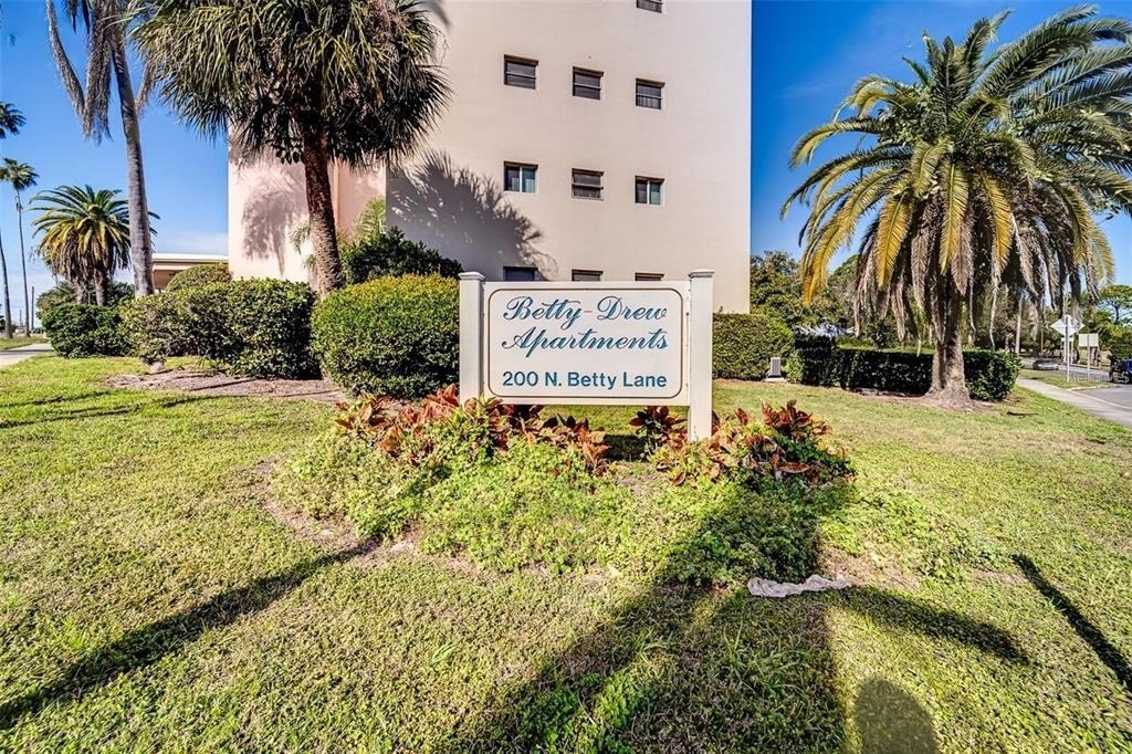 200 N Betty Lane - Photo 0