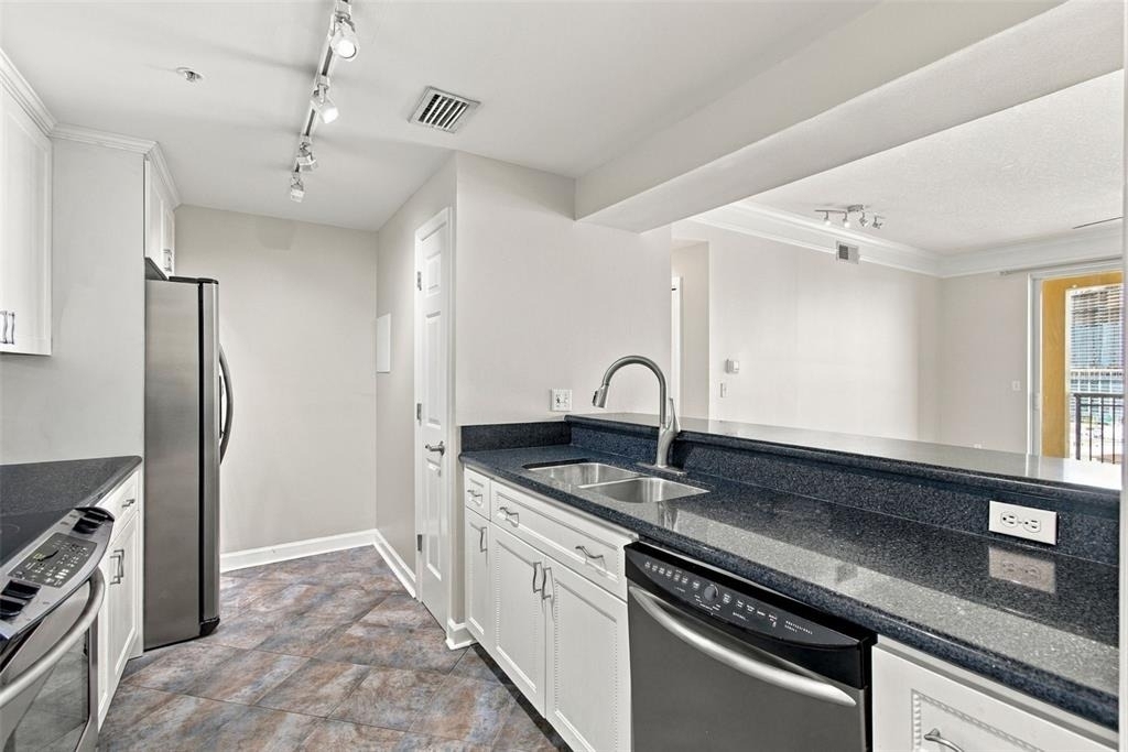 345 Bayshore Boulevard - Photo 3
