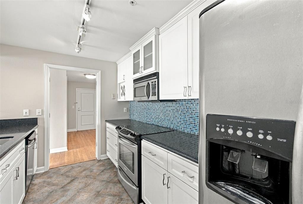 345 Bayshore Boulevard - Photo 4