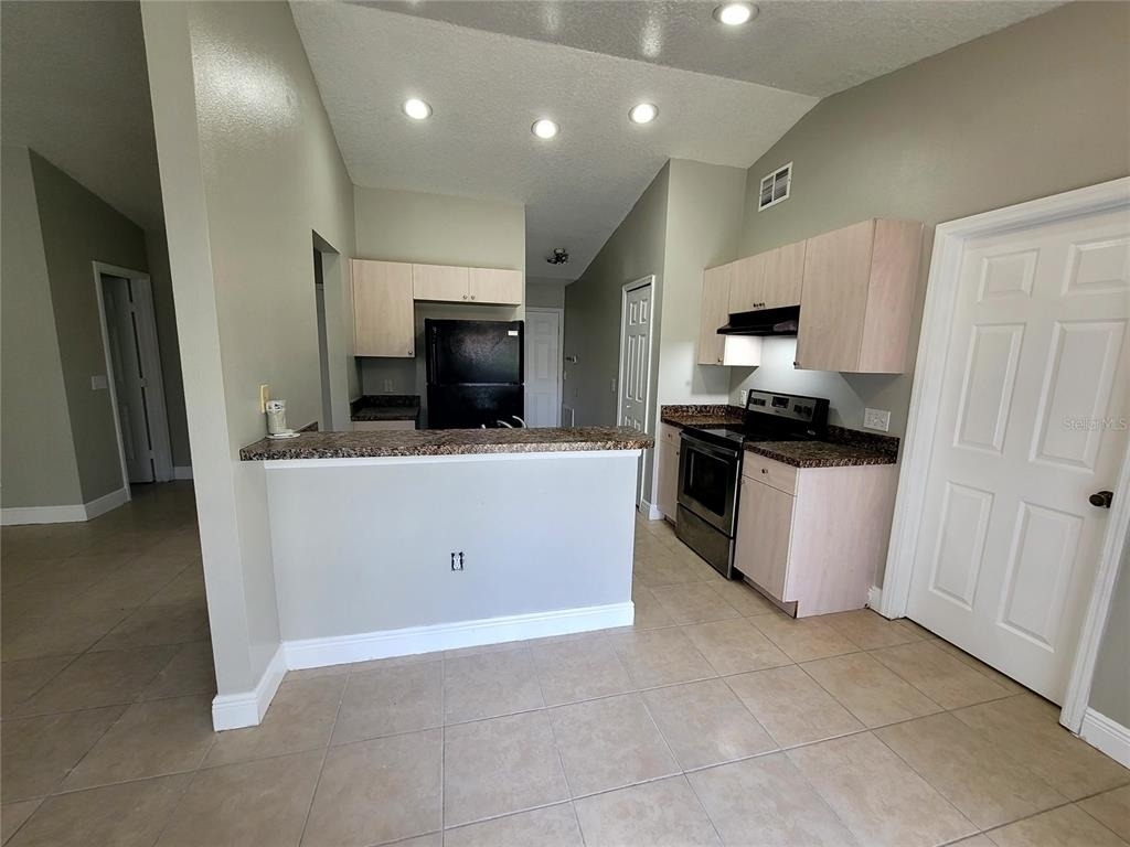 705 Caribou Drive - Photo 4