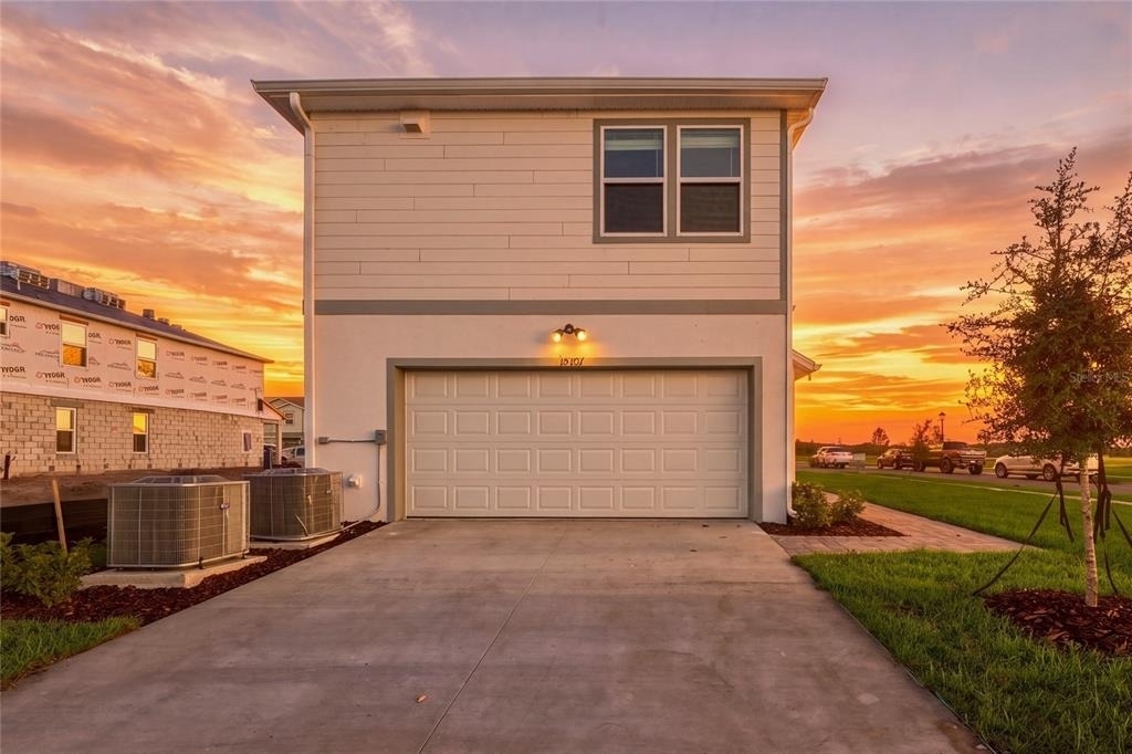 10507 Evening Star Street - Photo 1