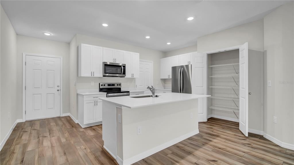 4321 Hillock Boulevard - Photo 8