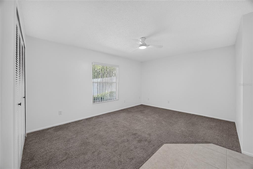 102 Edgewater Circle - Photo 9