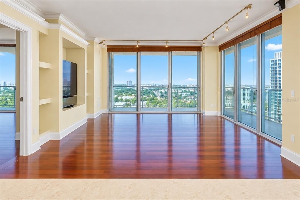 16500 Collins Avenue - Photo 6