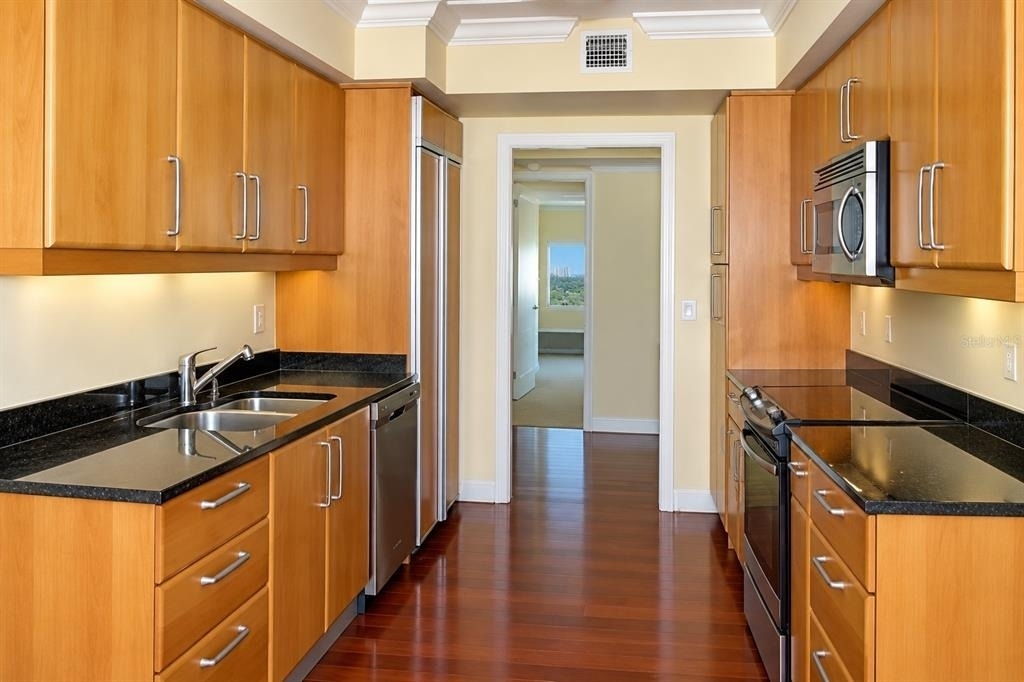 16500 Collins Avenue - Photo 3