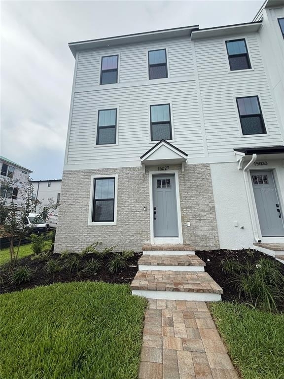 15027 Groveside Road - Photo 1