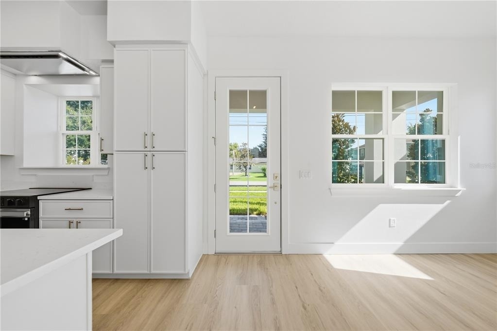 1514 Wilson Avenue - Photo 4
