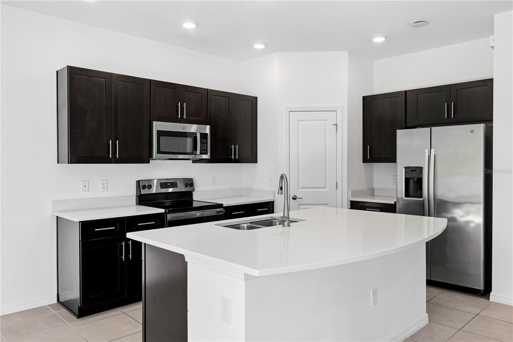 3525 Anibal Street - Photo 2