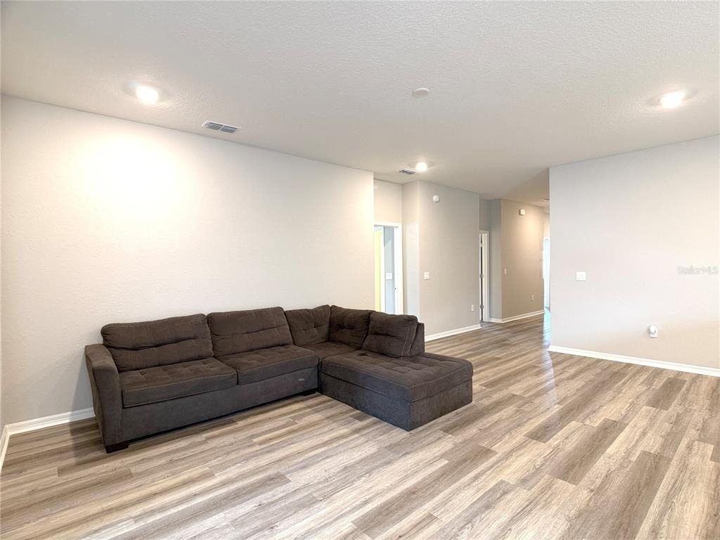 4510 Rapallo Avenue - Photo 4