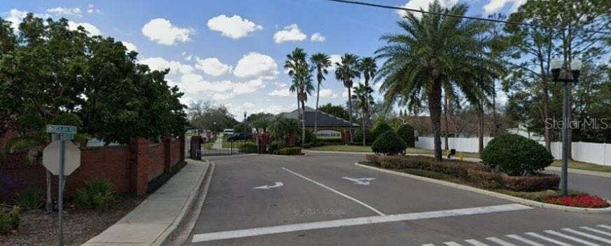350 Lake Amberleigh Drive - Photo 2